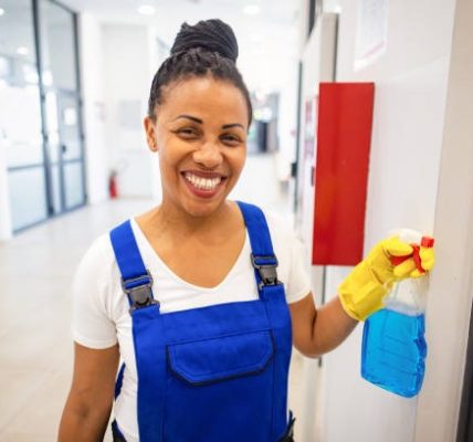 What Small Businesses in Toledo Should Outsource To Save Money